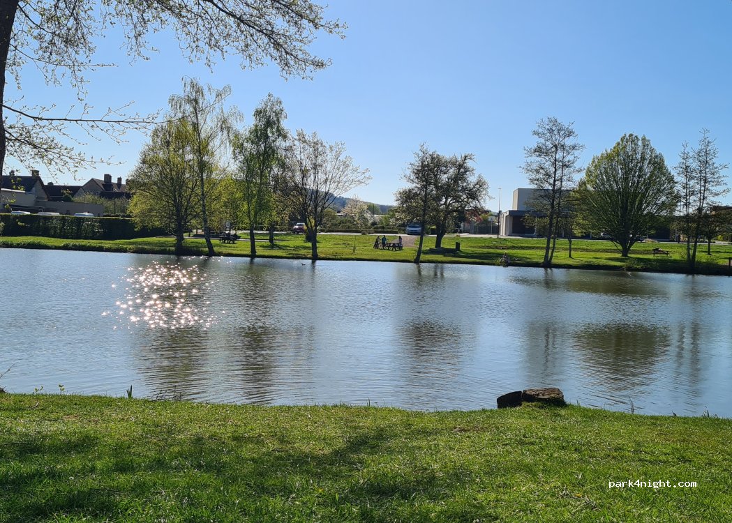 (61420) Saint-Denis-sur-Sarthon - 10 Place de la Mairie — foto 5