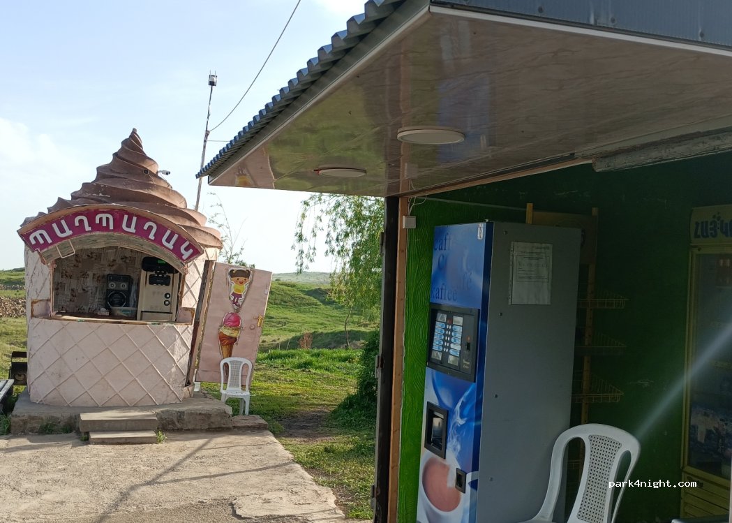 (C95J+486) Artashavan - Unnamed Road — foto 3