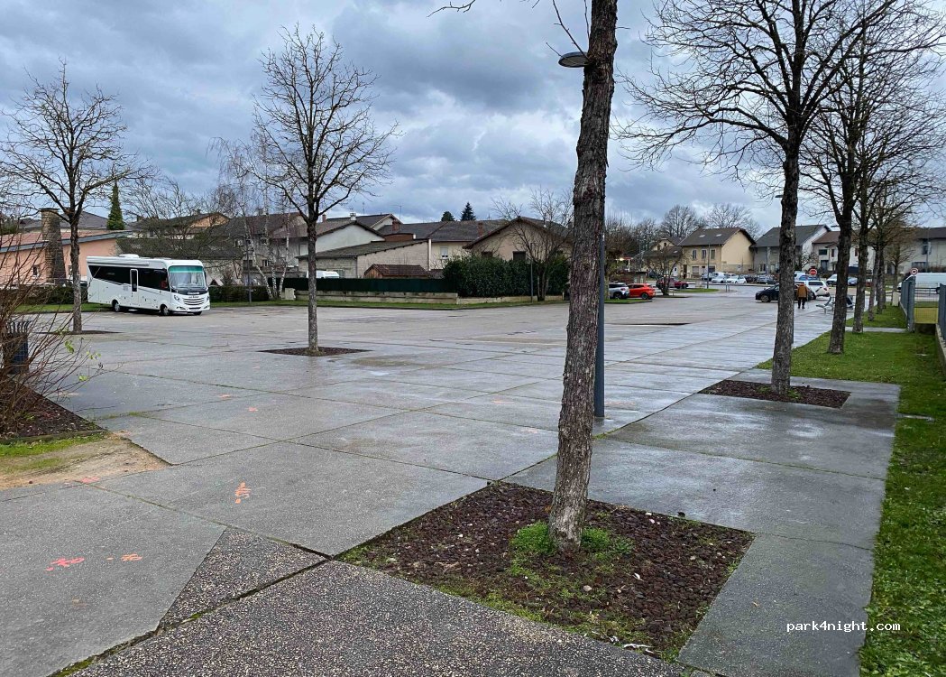 (01851) Marboz - 157 Avenue de Bourgogne — foto 2