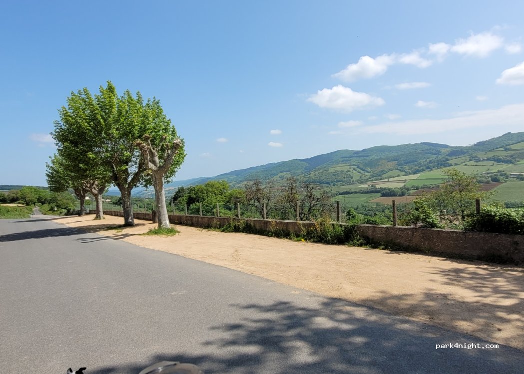 (71520) Tramayes - 15 Chemin des Farges — foto