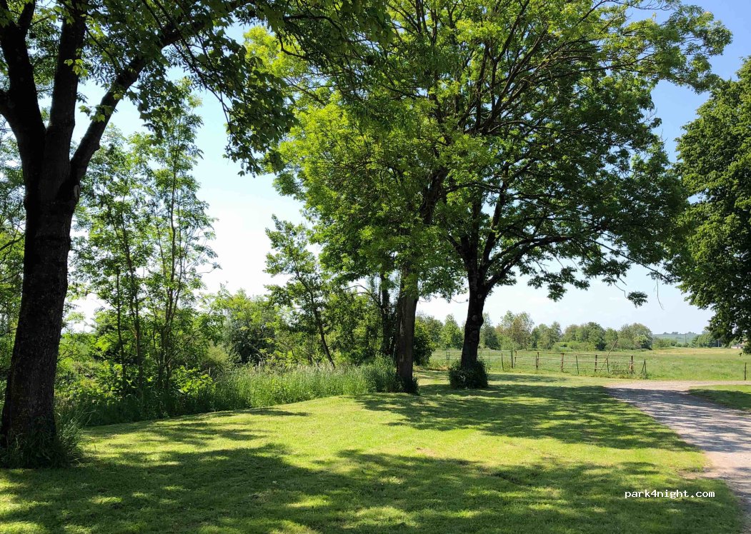 (02250) Voyenne - 8 Rue du Moulin — foto 2