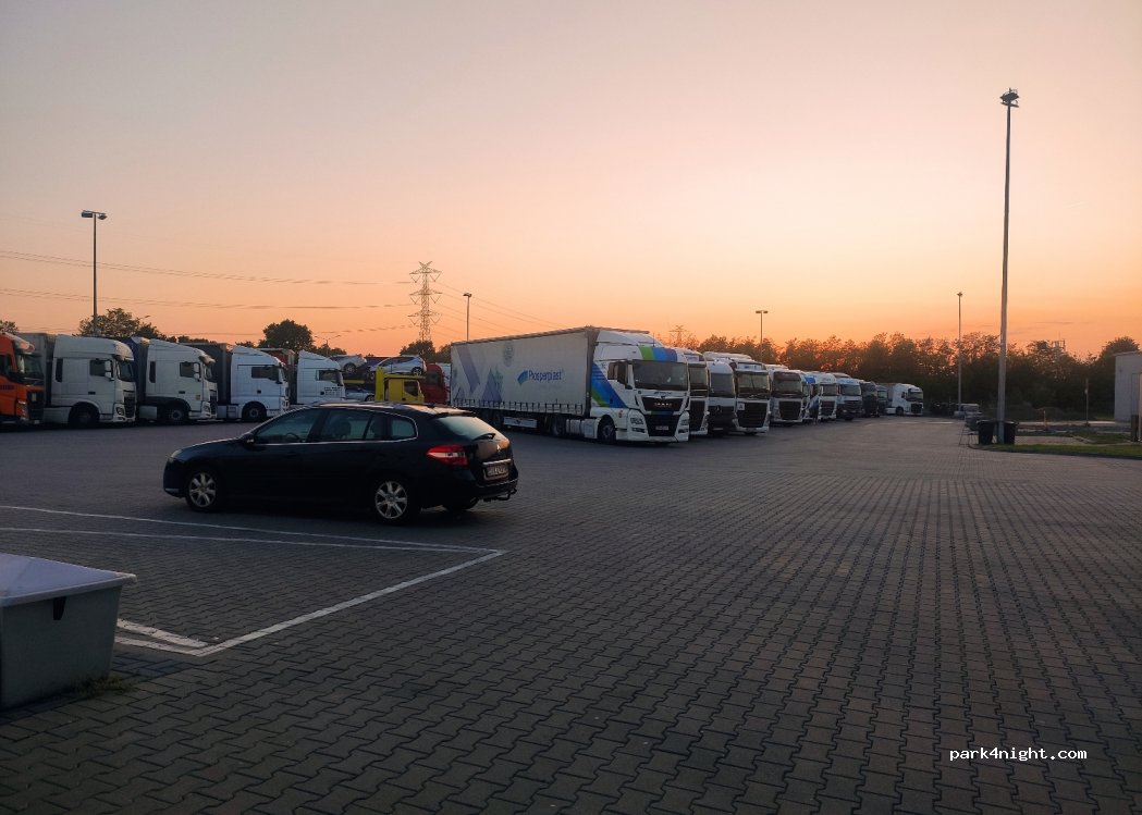 (49-200) Młodoszowice - A4 — foto
