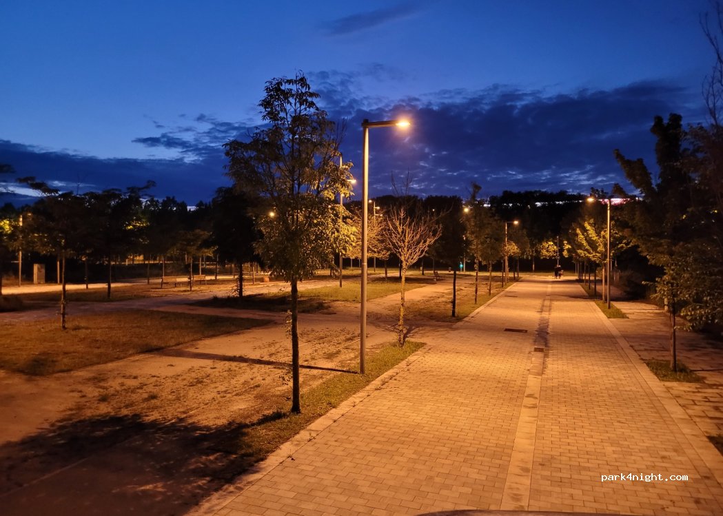 (17007) Girona - Passeig de Feliu Matamala i Teixidor — foto