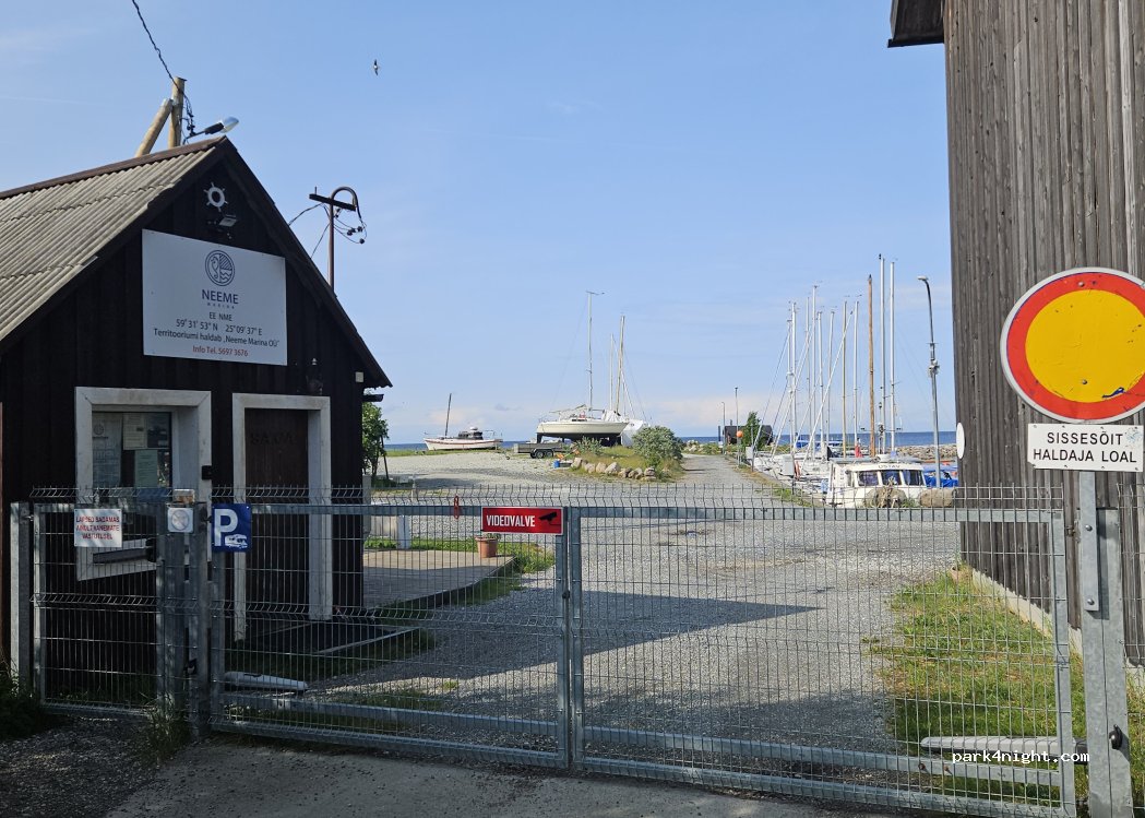 NEEME MARINA CARAVAN PARK — foto