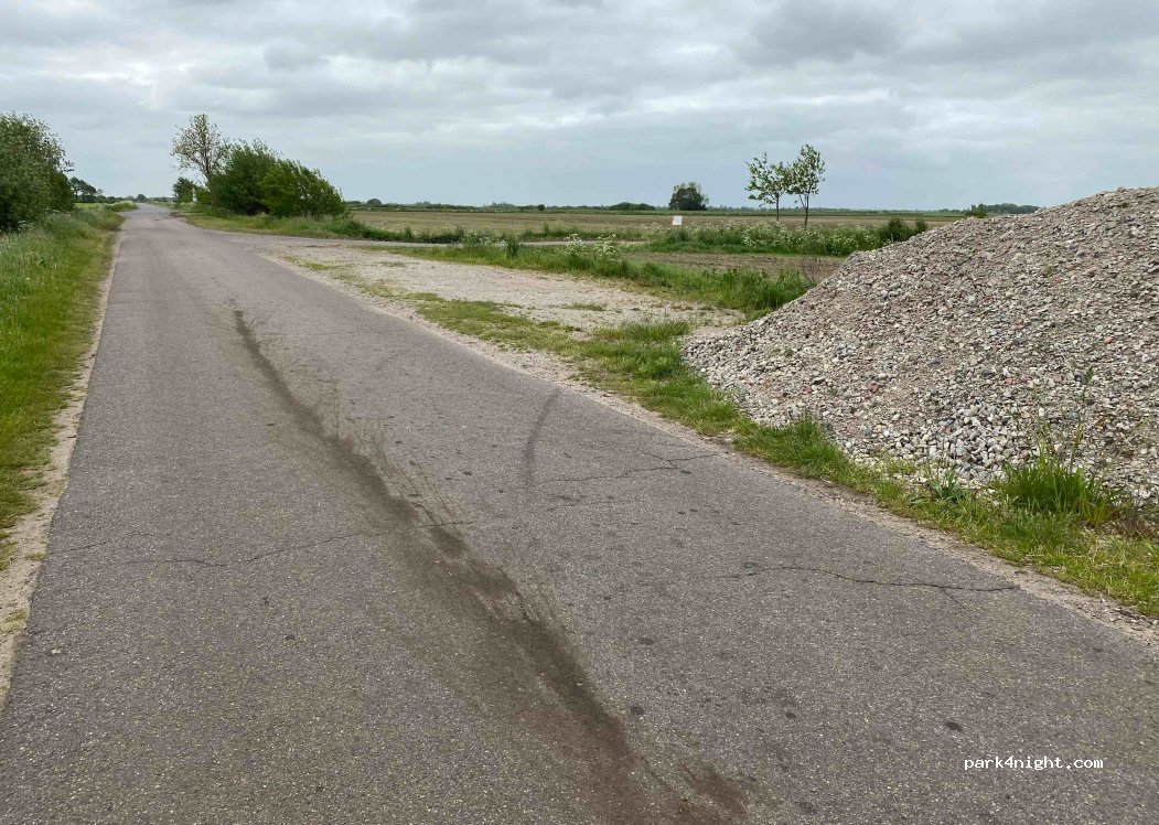 (24863) Börm - Unnamed Road — foto