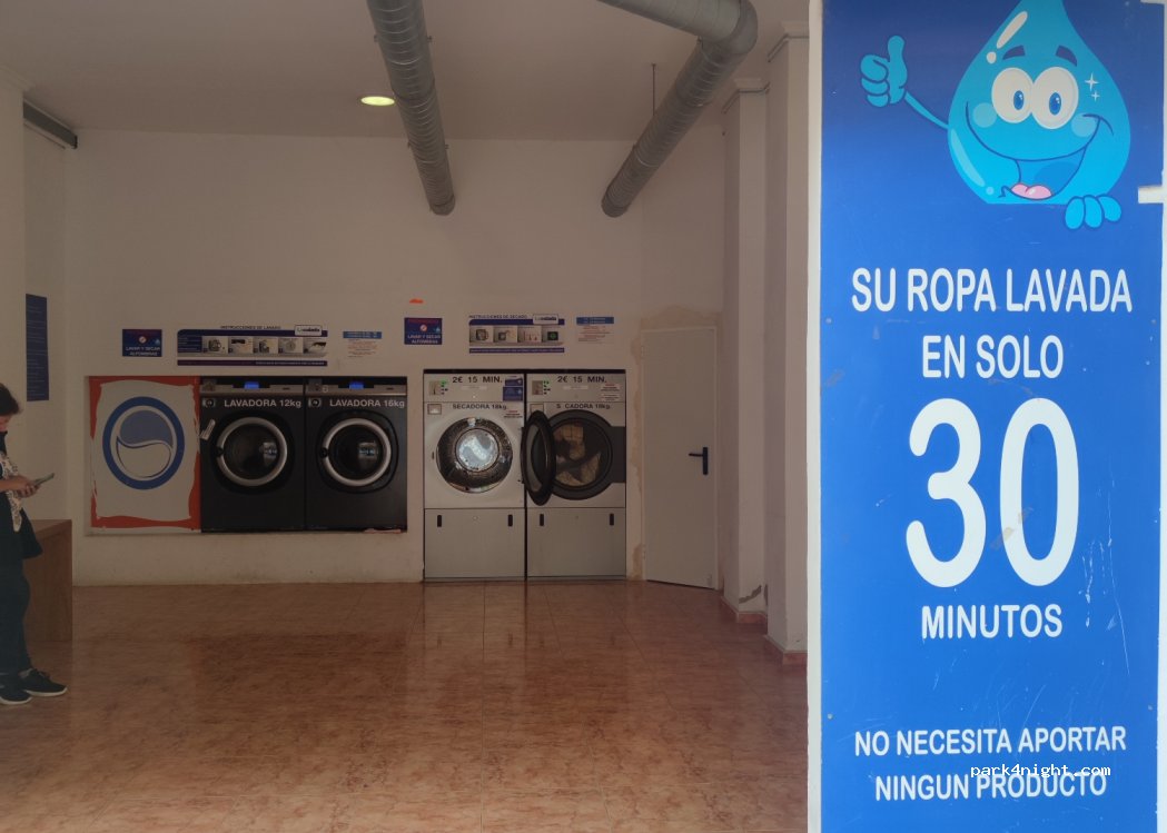 (46340) Requena - 16 Avenida Capitán Gadea — foto