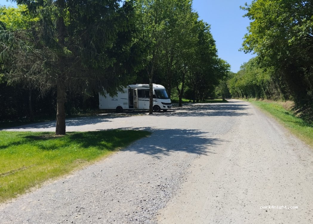 Aire Naturelle de Camping Teillay — foto