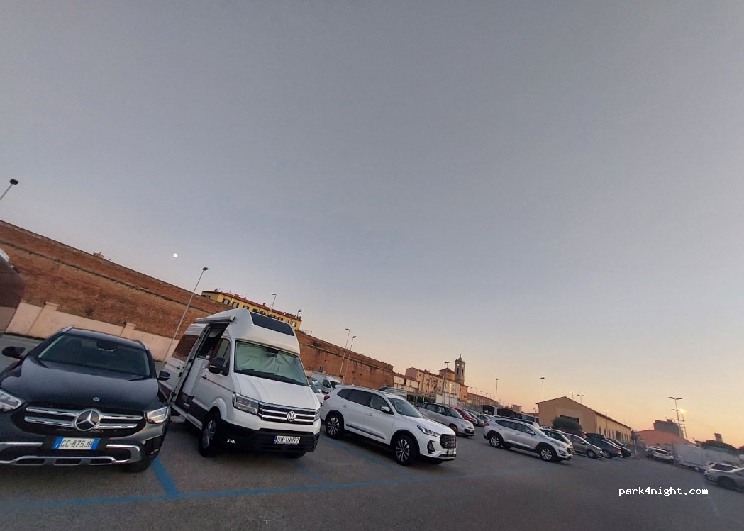 (57122) Livorno - 21 Via della Cinta Esterna — foto 3