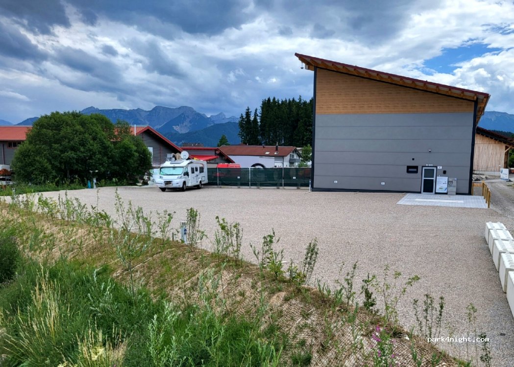Wohnmobilstellplatz Am Schönebach — foto