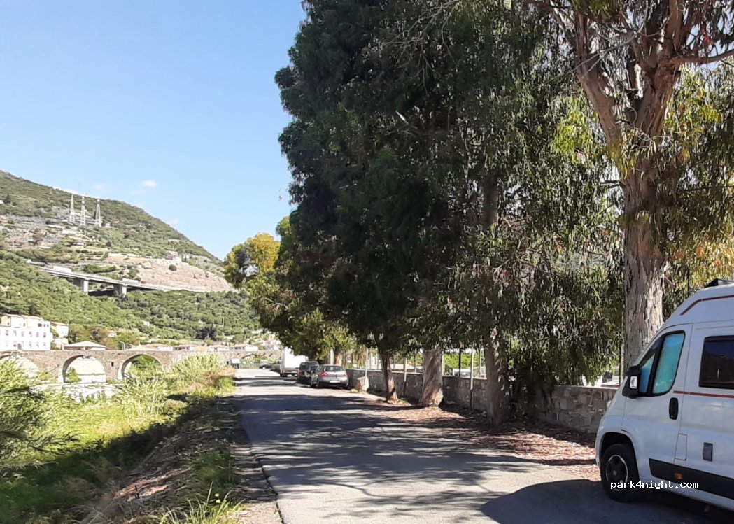 (18018) Taggia - 65 Via Lungo Argentina — foto