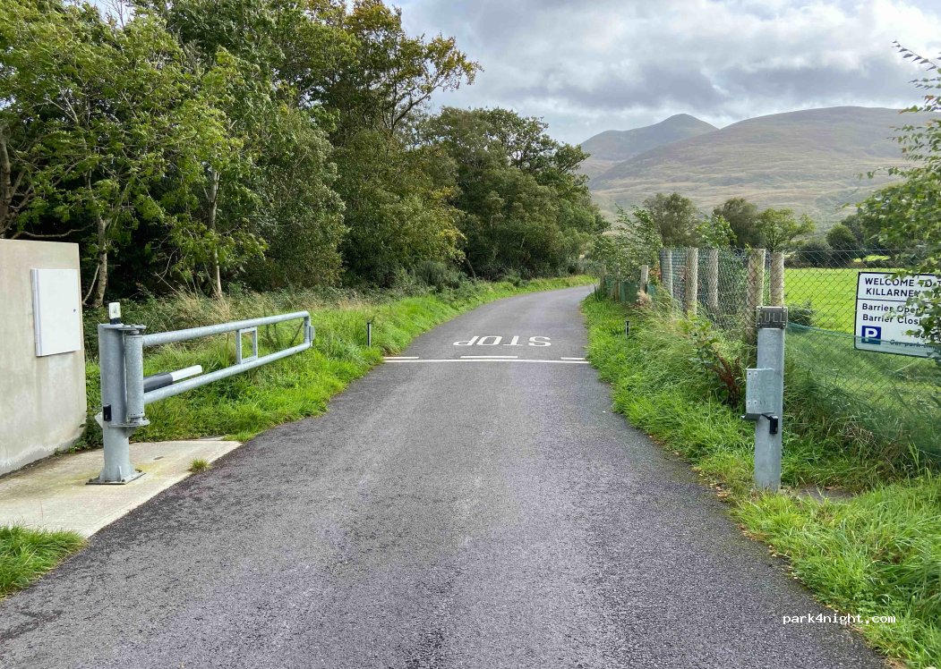 (V93 E029) Tomies - Unnamed Road — foto 3
