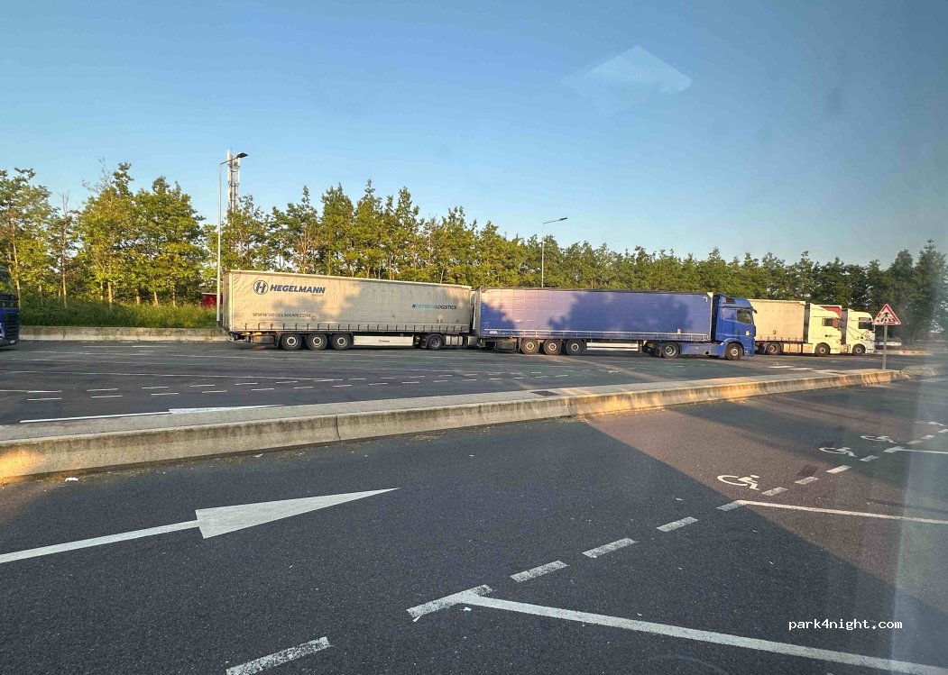 (51360) Beaumont-sur-Vesle - A4 — foto 4