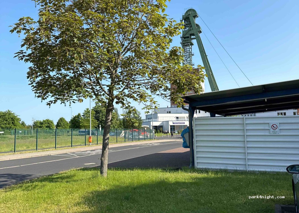(36460) Krayenberggemeinde - 1 Zufahrtstraße — foto