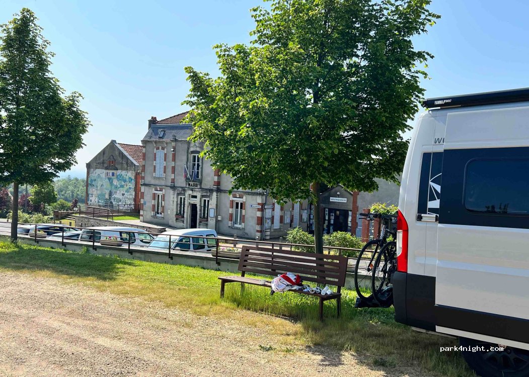 (63460) Teilhède - 4 Route de Manzat — foto