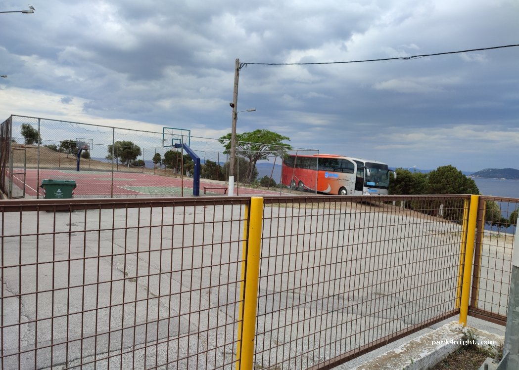 (630 81) Neos Marmaras - 4 Karra — foto 2