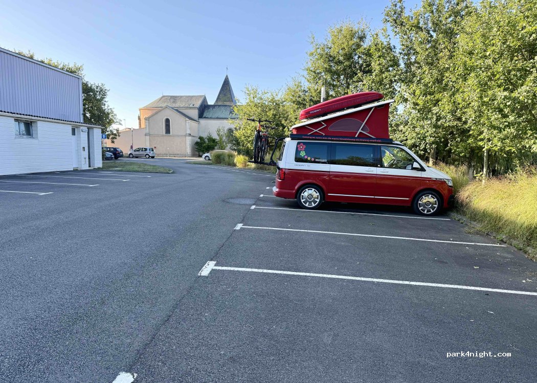 (85150) Sainte-Foy - 81 Rue Maurice Raimbaud — foto 5
