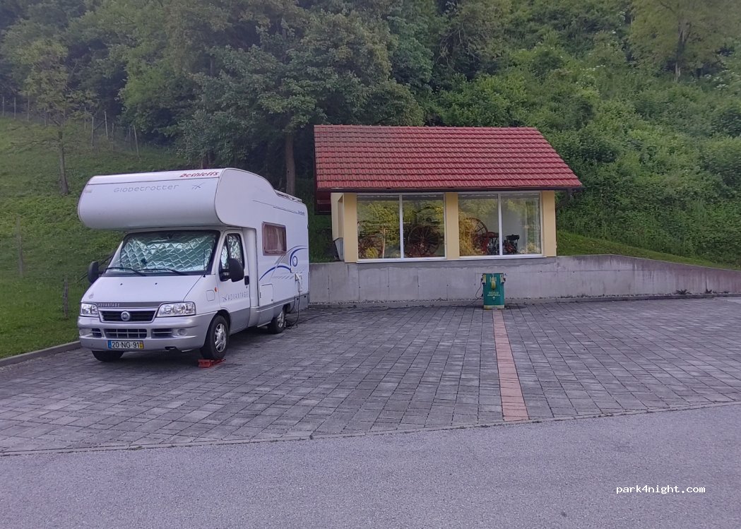 (3257) Podsreda - 31 Podsreda — foto 4