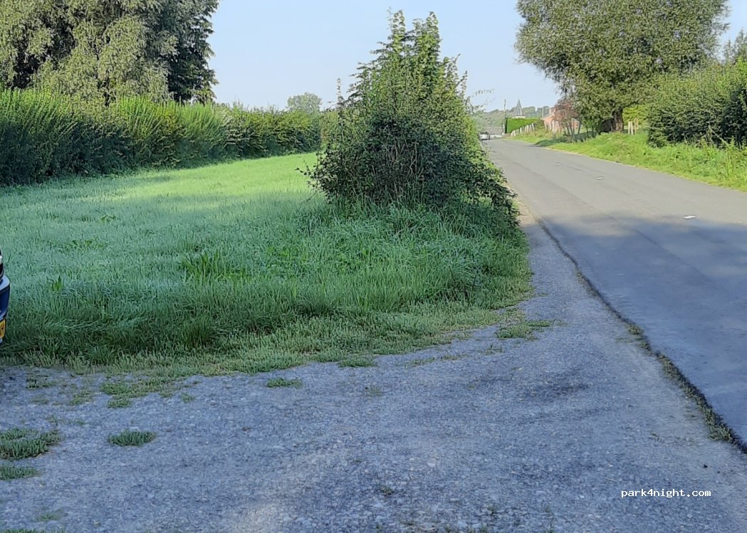 (02580) Sorbais - 10 Rue d'Etreaupont — foto