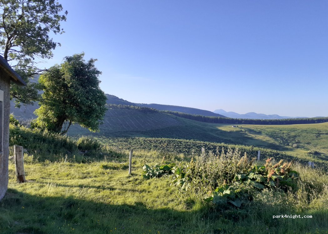 (63970) Saulzet-le-Froid - Unnamed Road — foto