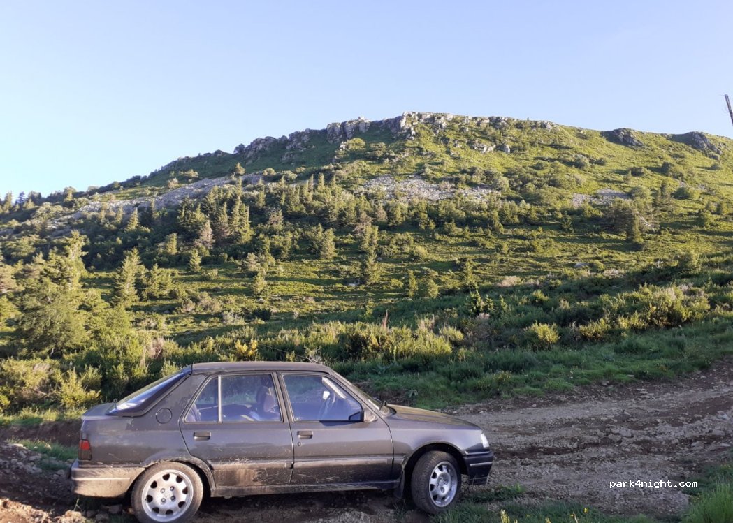(63970) Saulzet-le-Froid - Unnamed Road — foto 2