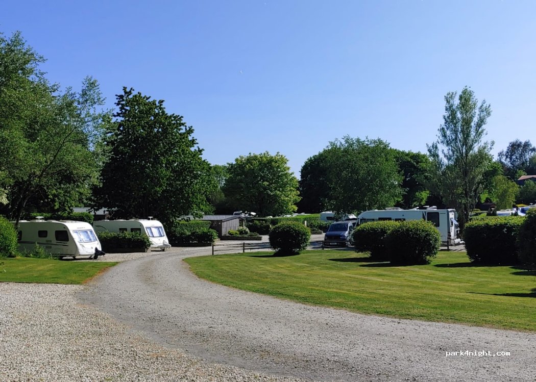 Woodland Springs Touring Park — foto