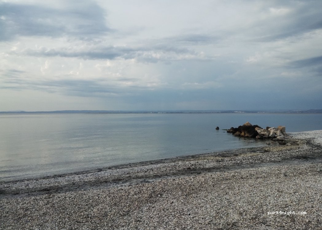 (13220) Châteauneuf-les-Martigues - 1 Le Jaï — foto