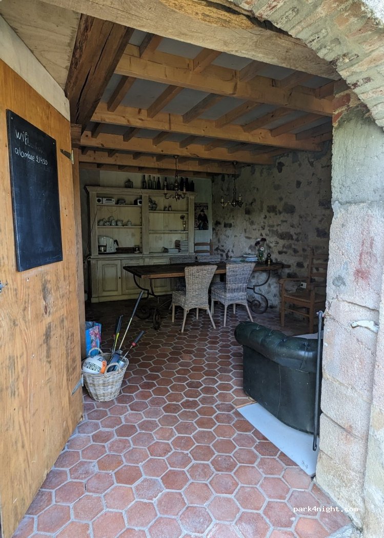 Mini camping, À l'ombre du Château — foto 3