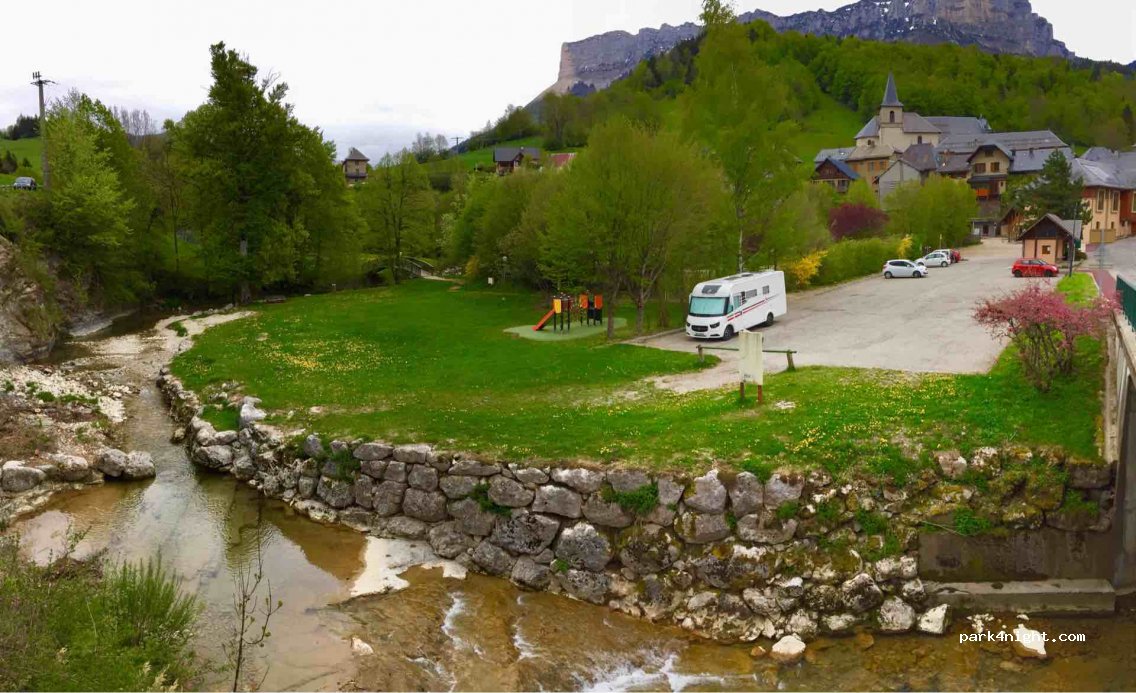 (73670) Entremont-le-Vieux - D45 — foto 3