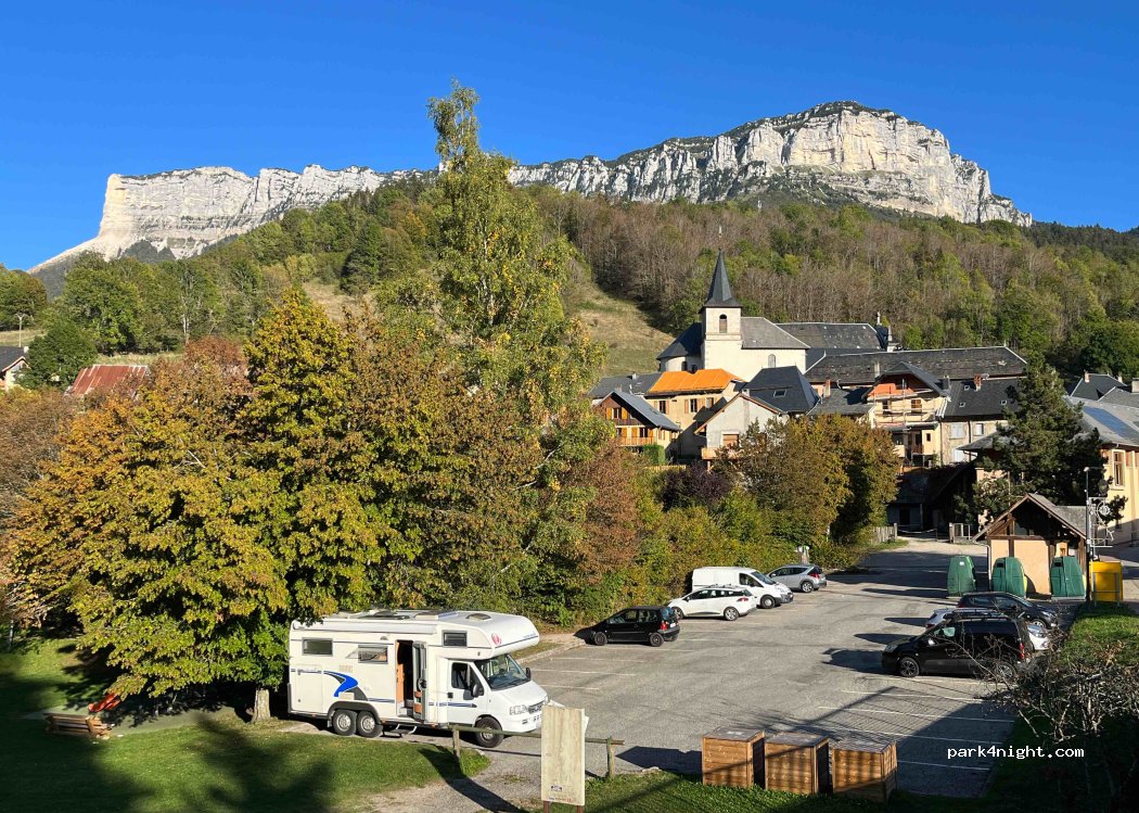 (73670) Entremont-le-Vieux - D45 — foto 4