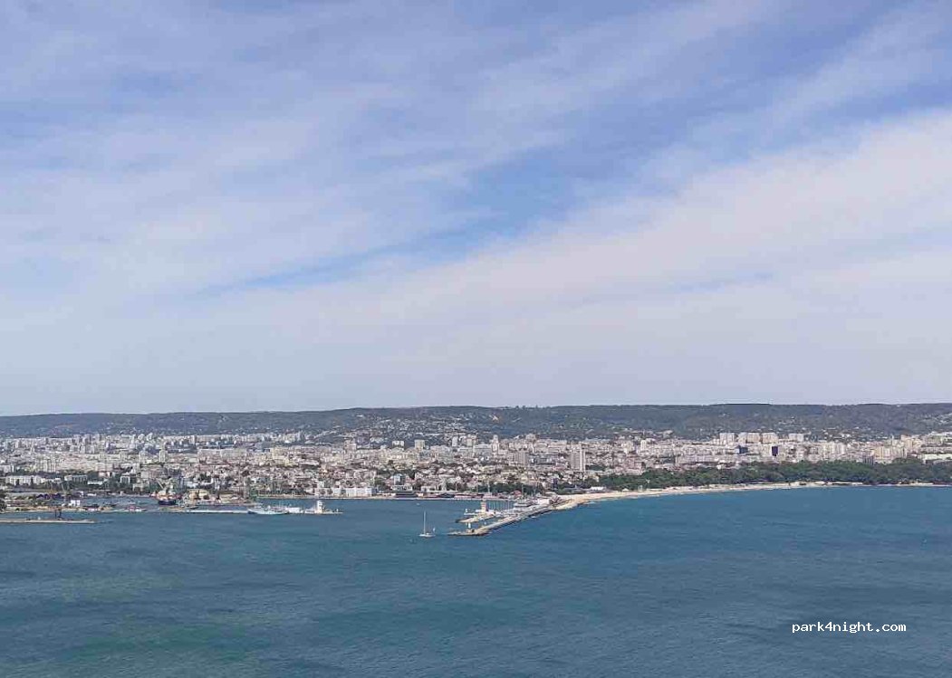 (9021) Varna - Unnamed Road — foto