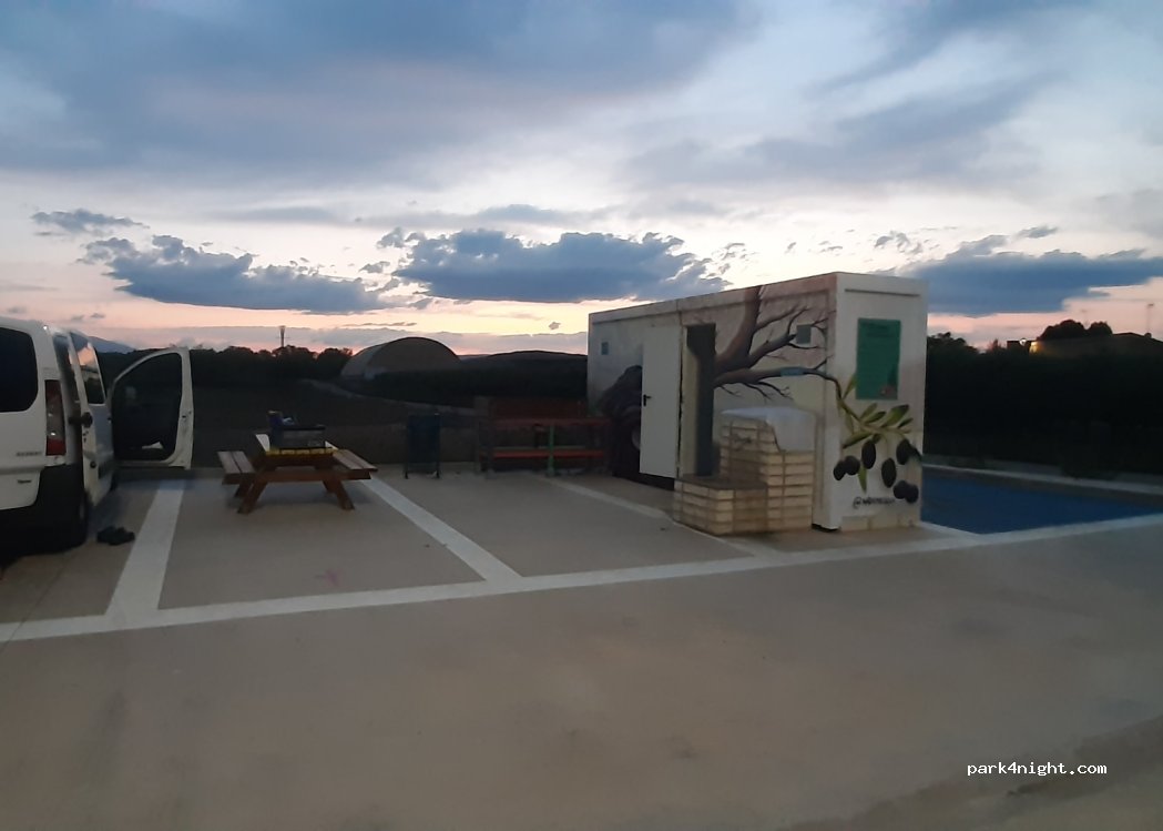 Área autocaravanas Alberite de San Juan — foto 3