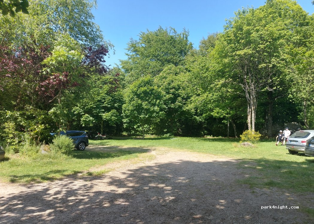 (71190) Uchon - La Croix Messire Jean — foto 3