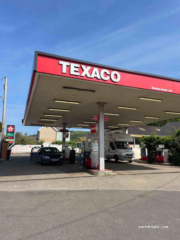 (EX34) Combe Martin - A399 — foto