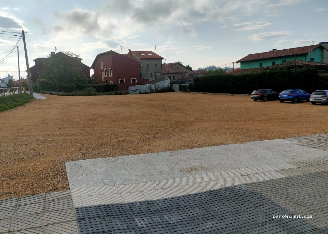 (33518) La Vega - 96 Camín del Campu Fútbol — foto