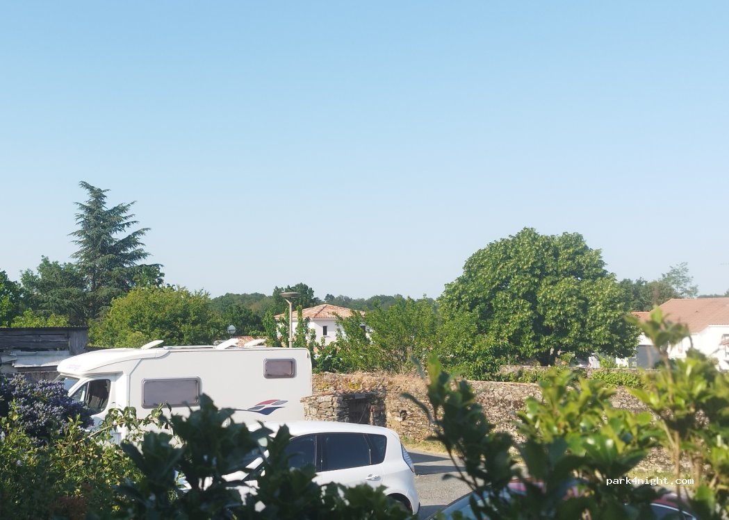 (85600) Montaigu-Vendée - 21 Rue Durivum — foto 2
