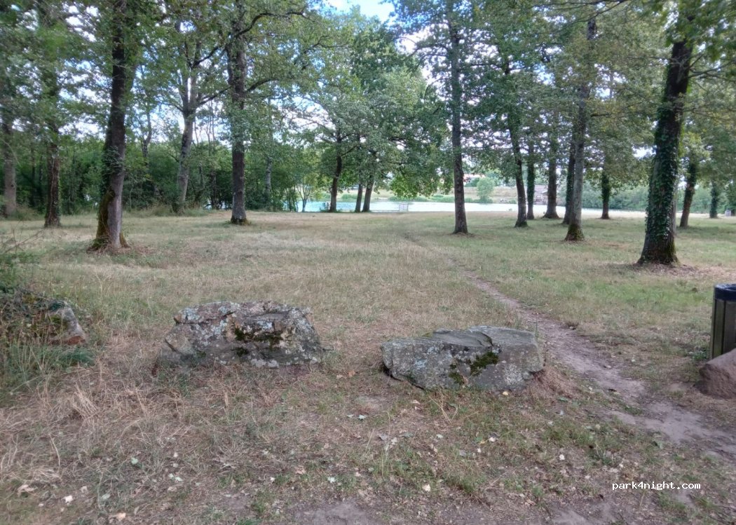 (44430) Le Loroux-Bottereau - 52 Pont de Louen — foto 2