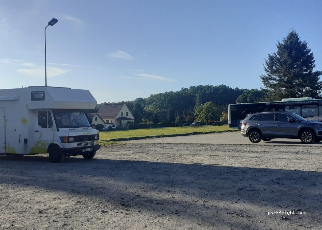 (01814) Reinhardtsdorf-Schöna - 52E Waldbadstraße — foto 2