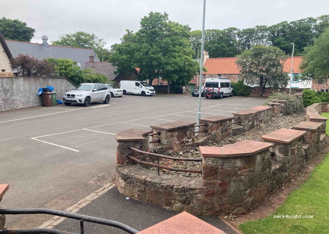 (EH42 1WN) Dunbar - The Trows — foto