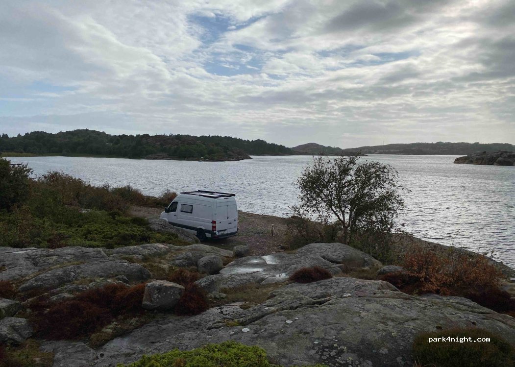 (454 95) Brastad - — foto