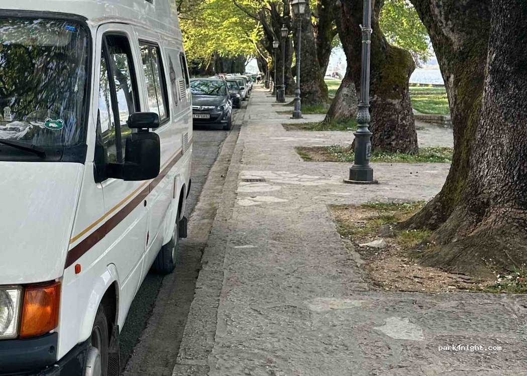(452 21) Ioannina - Dionisiou Filosofou — foto 2
