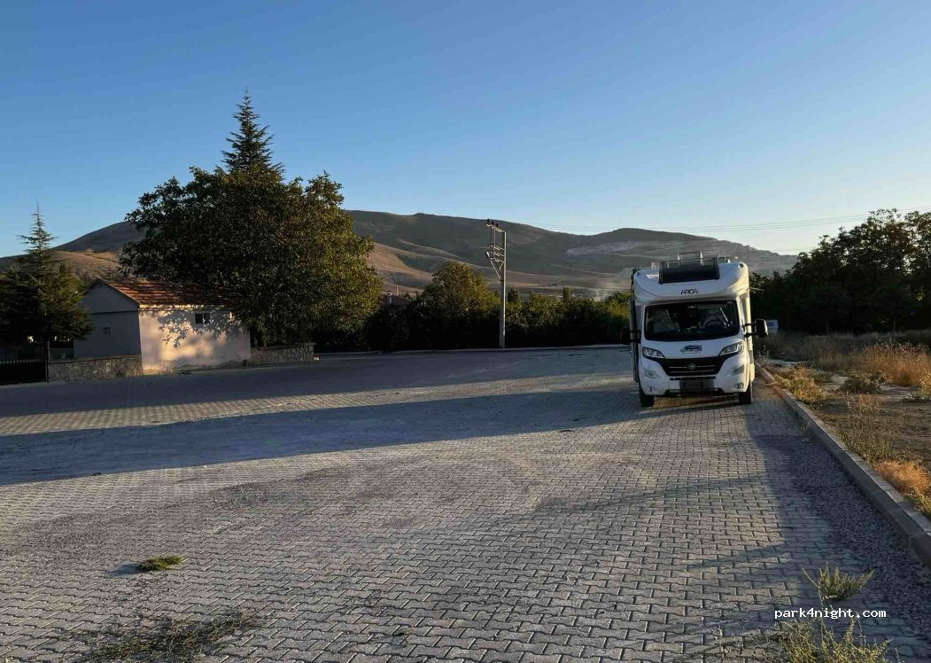 (51100) Gümüşler - Unnamed Road — foto 3