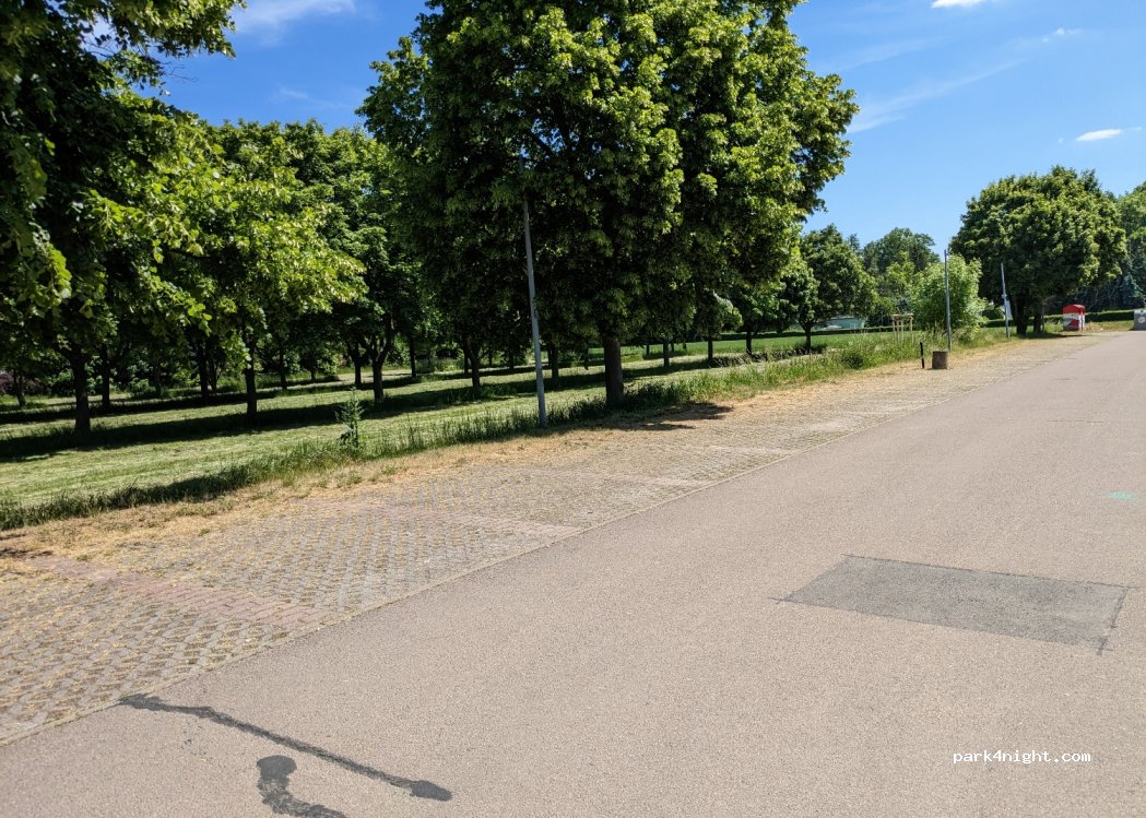 (04523) Pegau - 4 Flur am Stadtbad — foto