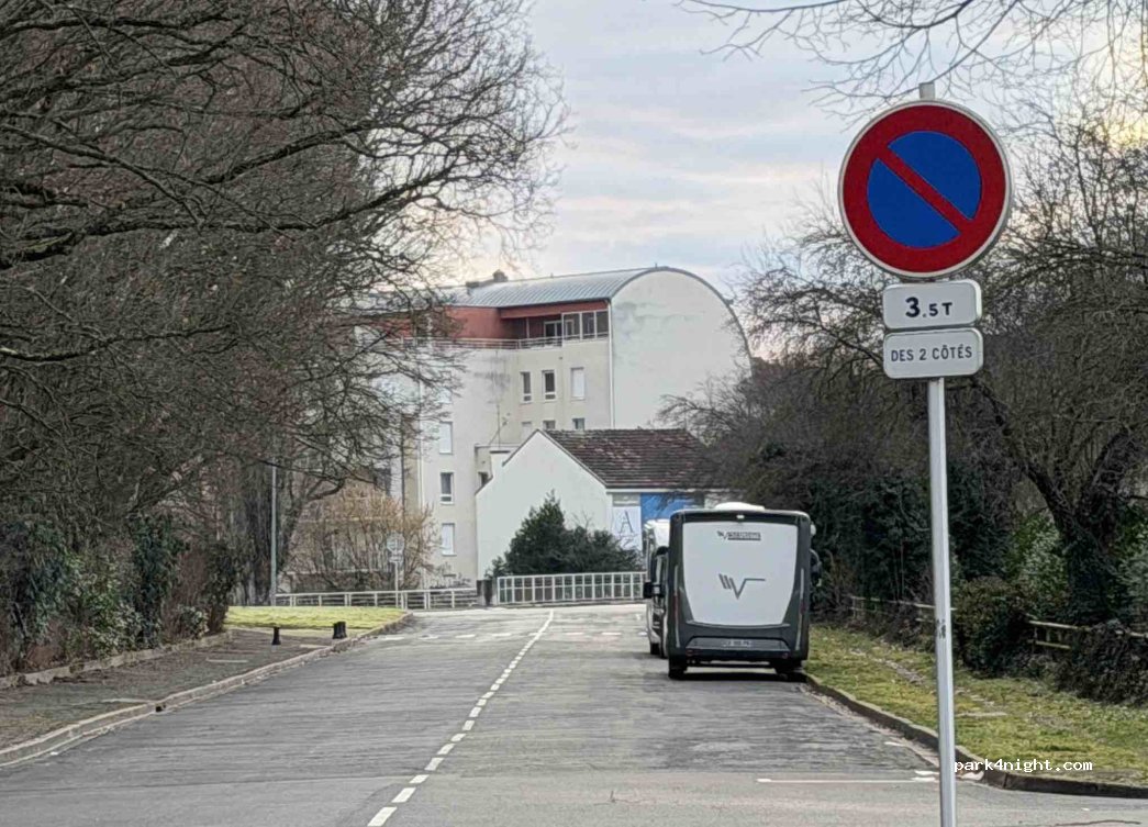 (03200) Vichy - Esplanade des Combattants en Afrique du Nord — foto 4