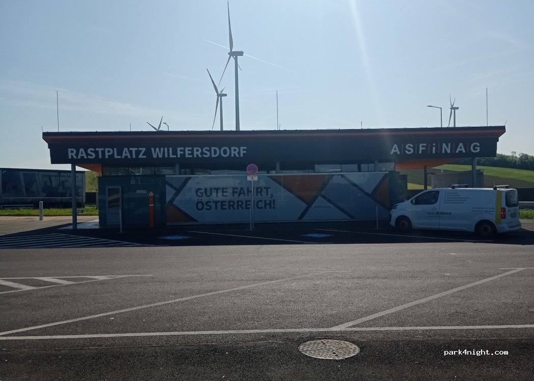 (2185) Rannersdorf an der Zaya - A5 — foto