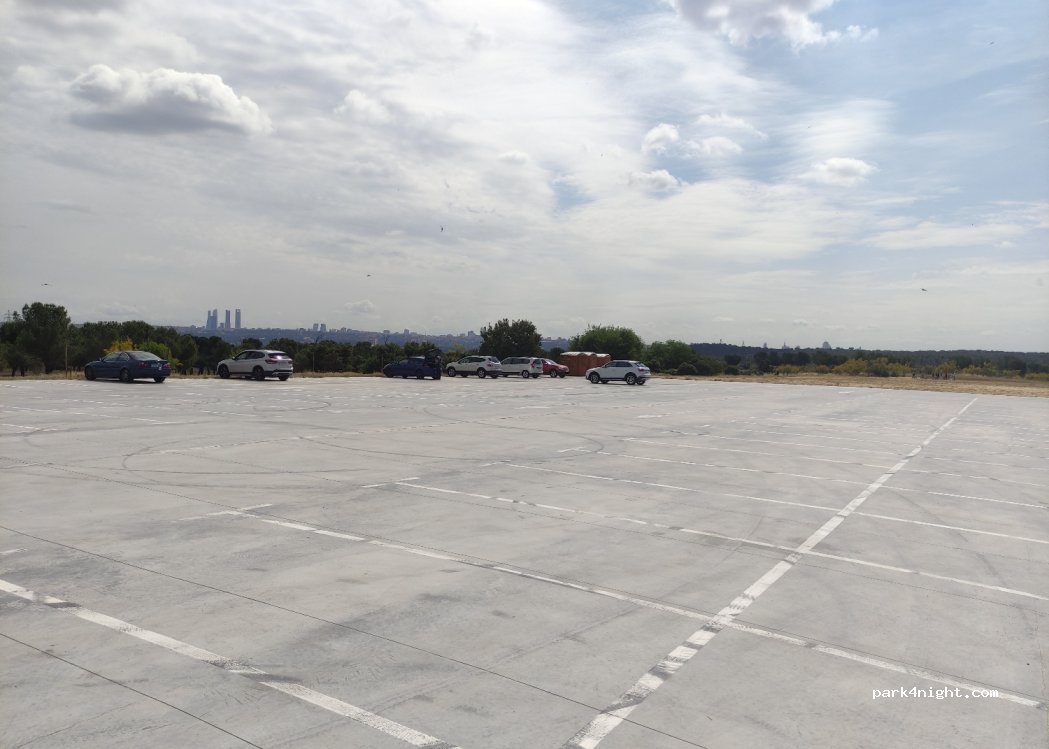 (28224) Madrid - Unnamed Road — foto