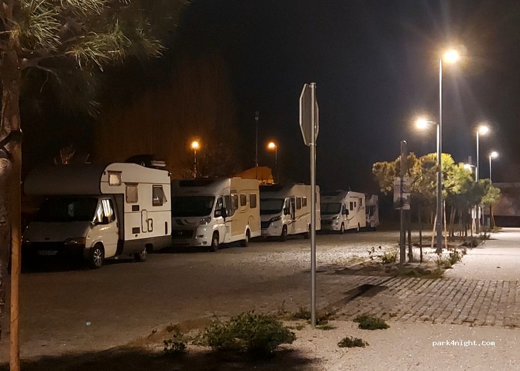 (6000) Castelo Branco - 21 Rua Amilcar Crespo — foto 4