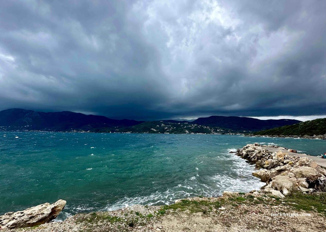 (300 02) Plagia - Unnamed Road — foto 2