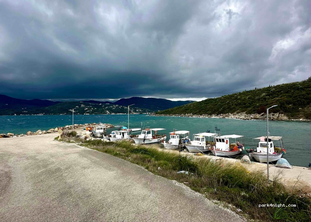 (300 02) Plagia - Unnamed Road — foto 3
