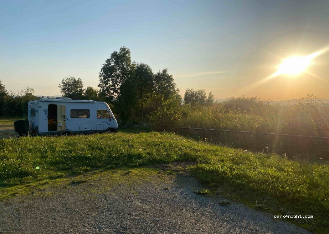 (02727) Neugersdorf - 19 Seifhennersdorfer Straße — foto 3