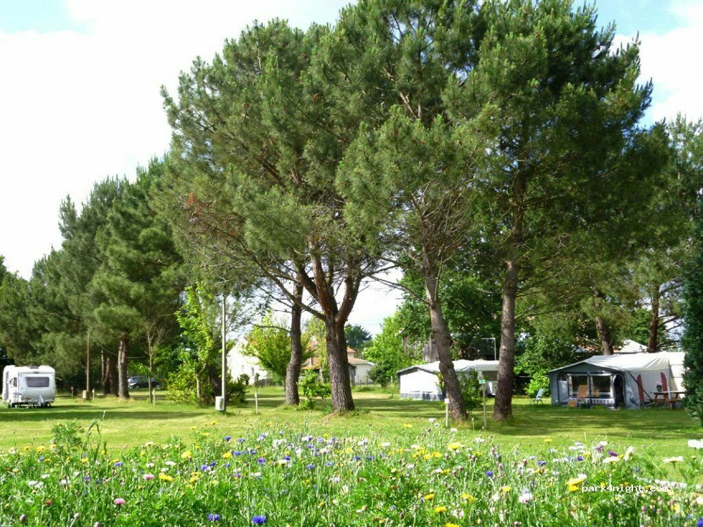 Camping La Prairie Aire Naturelle — foto